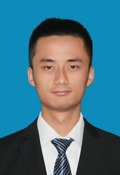 袁帅.jpg 袁帅.jpg