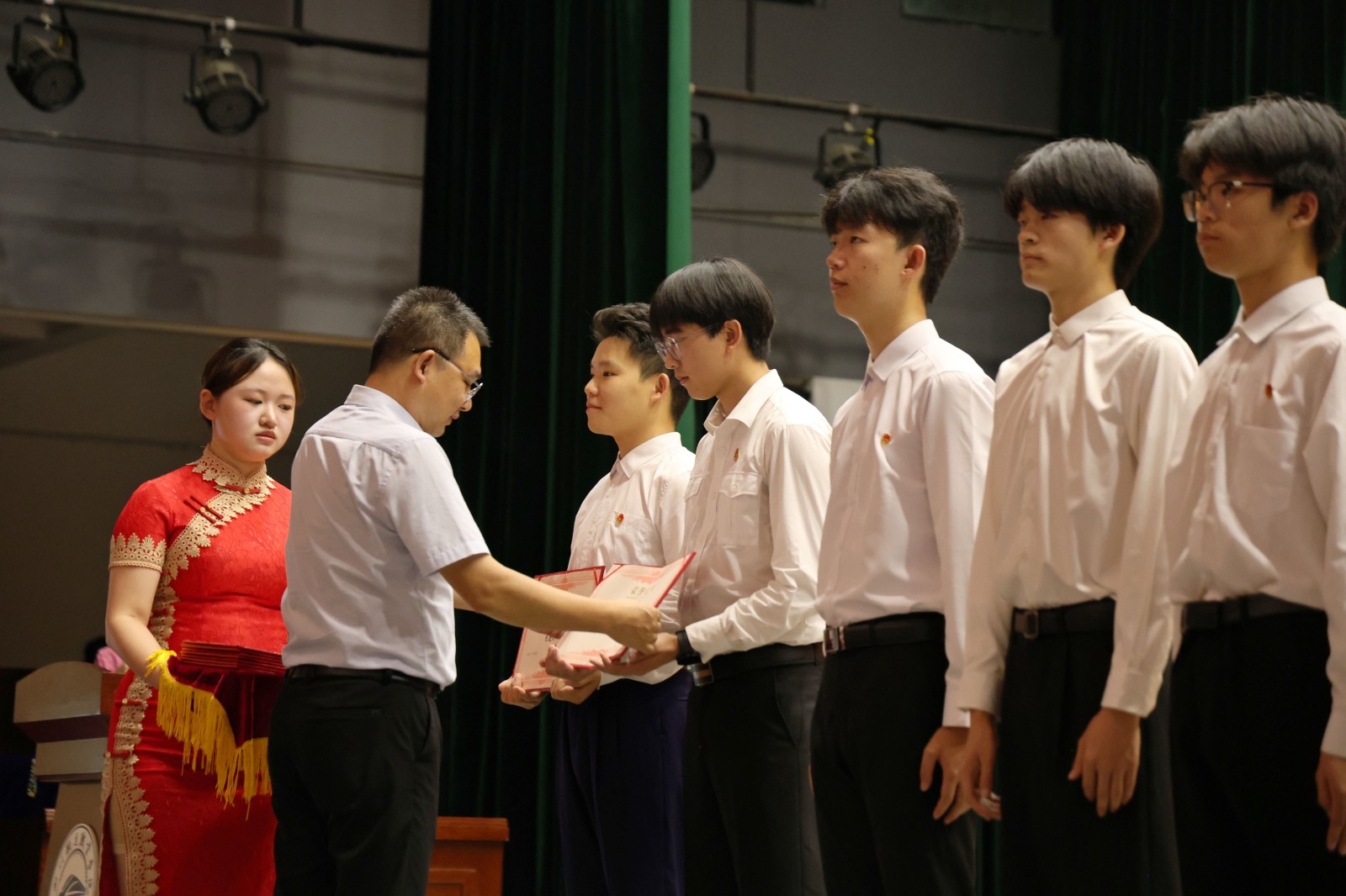 IMG_0216_副本新闻用.jpg